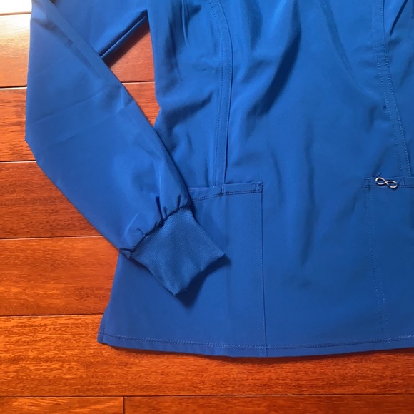 Cherokee Infinity Long Sleeve Royal Blue Scrub Top XS EUC - Picture 5 of 5